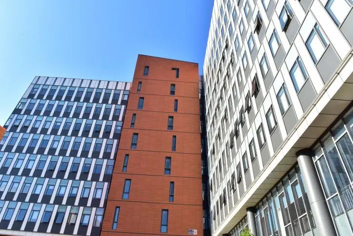 全国写字楼平均空置率超过20%，下半年有望迎修复行情