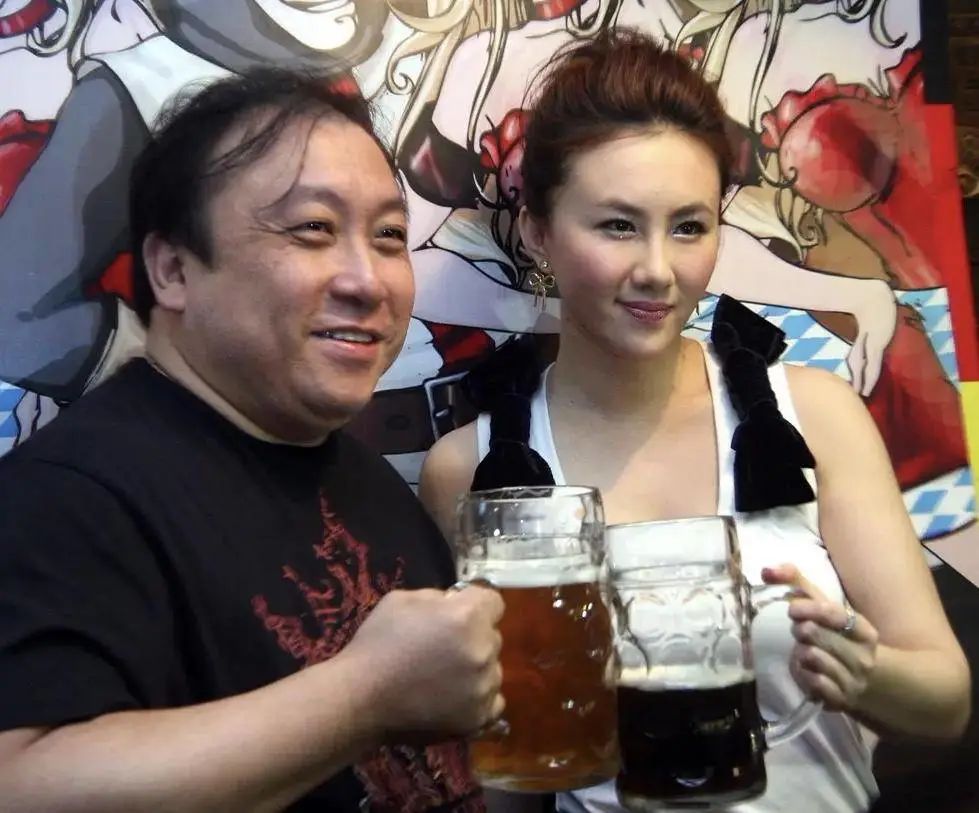 遗憾！知名女星宣布与富商丈夫离婚，曾被香港著名导演一手捧红休闲区蓝鸢梦想 - Www.slyday.coM