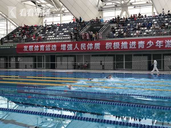 上海2020青少年游泳_2020年上海市中小学生游泳冠军赛开幕,1041名学生运动