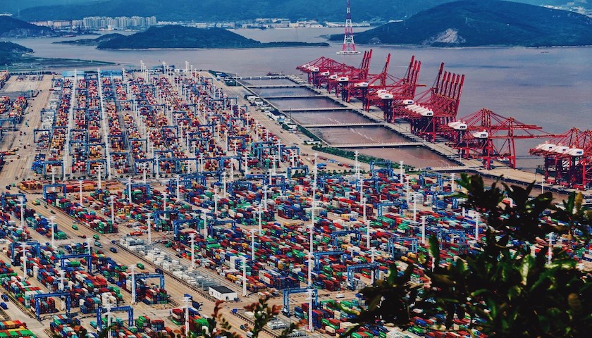 宁波舟山港穿山港区 图片来源：图虫创意