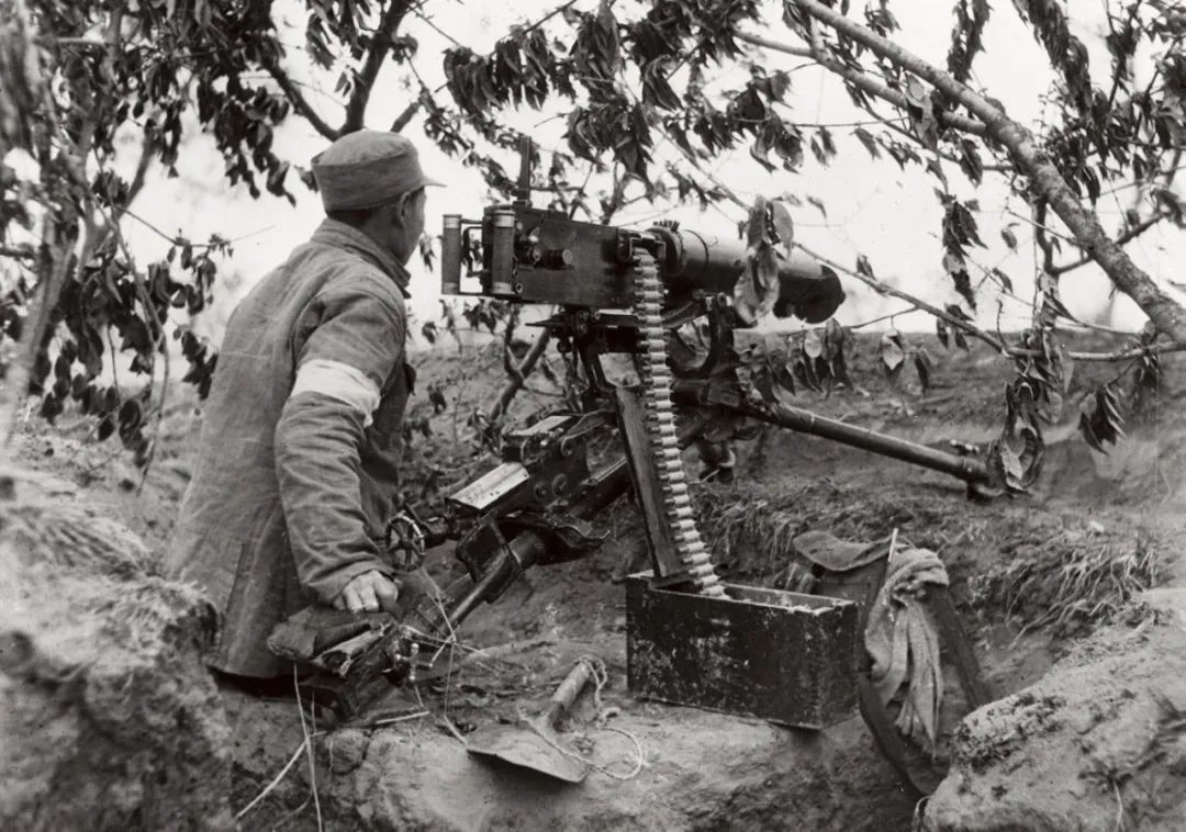 孟良崮战役,三野部队重机枪阵地.