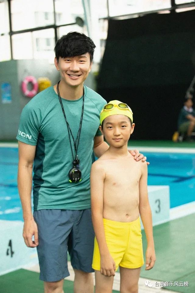林俊杰交换余生mv首播男主角阮经天直呼史上拍过最累