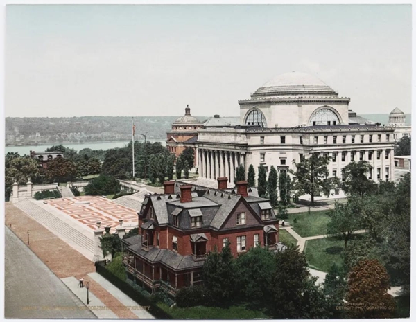 明信片展示从纽约曼哈顿116街看向哥伦比亚大学，1902-1905