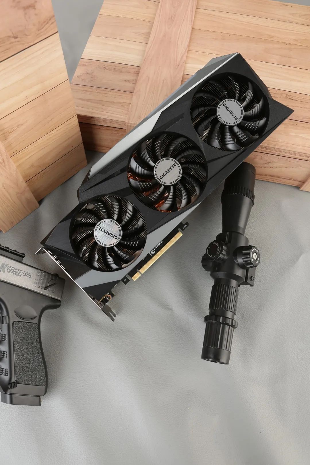 忘掉rtx2080ti吧技嘉这款rtx3080显卡更值得你入手