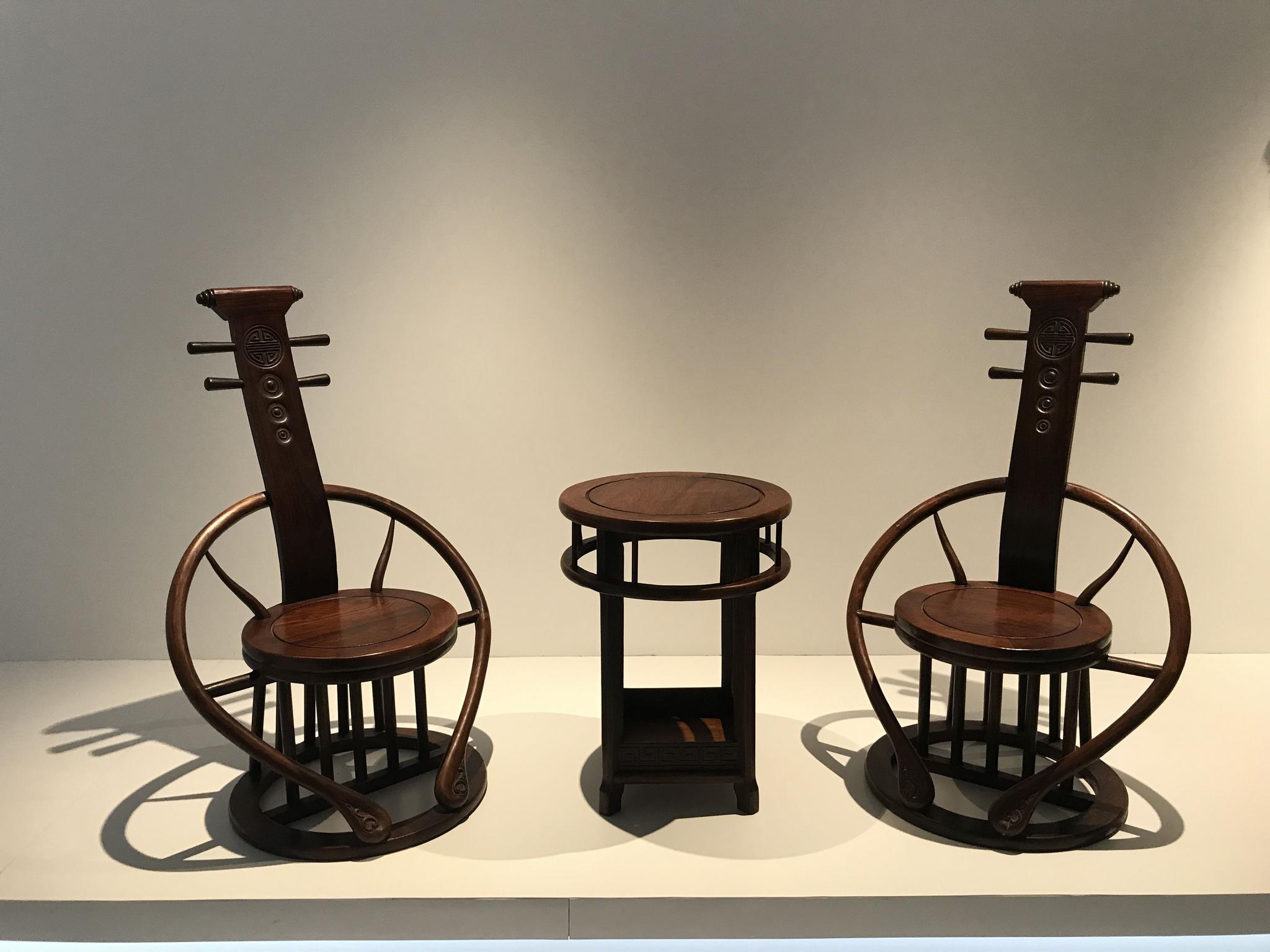 竹节纹冰箱,云龙纹架子床,琵琶椅,快来看中国古典家具有多美