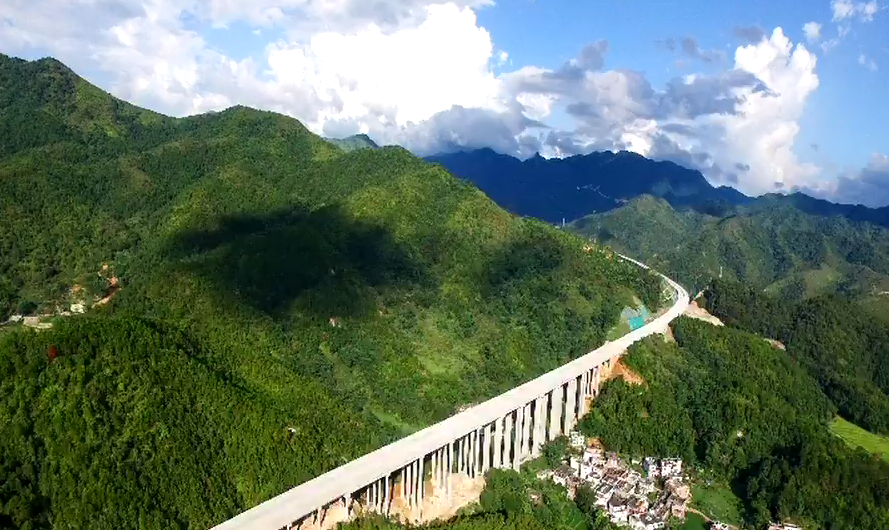 大丰华高速丰顺至五华段互通全部贯通