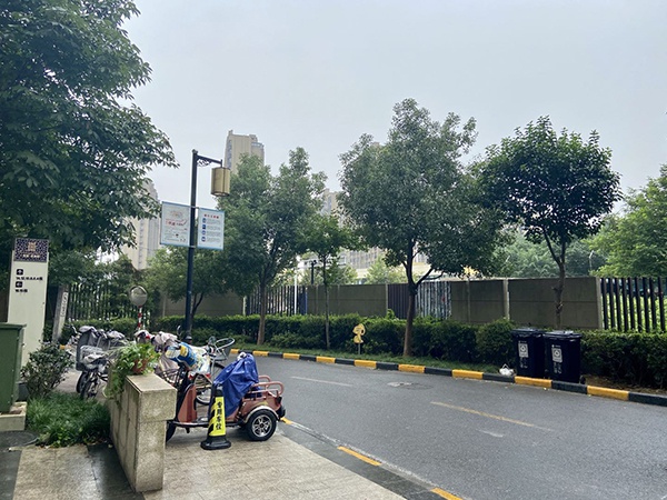 一业主遭入室被抢后被告知“监控全坏”？银城物业：在整改