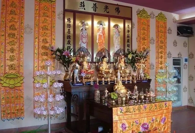 佛弟子必看!我们在家里千万不要这样供奉佛菩萨!