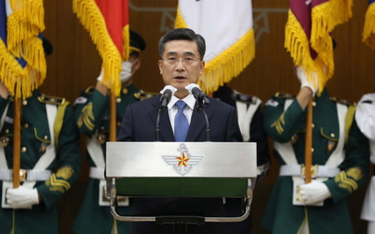 9月18日,韩国首尔,徐旭在国防部就任仪式上发言.
