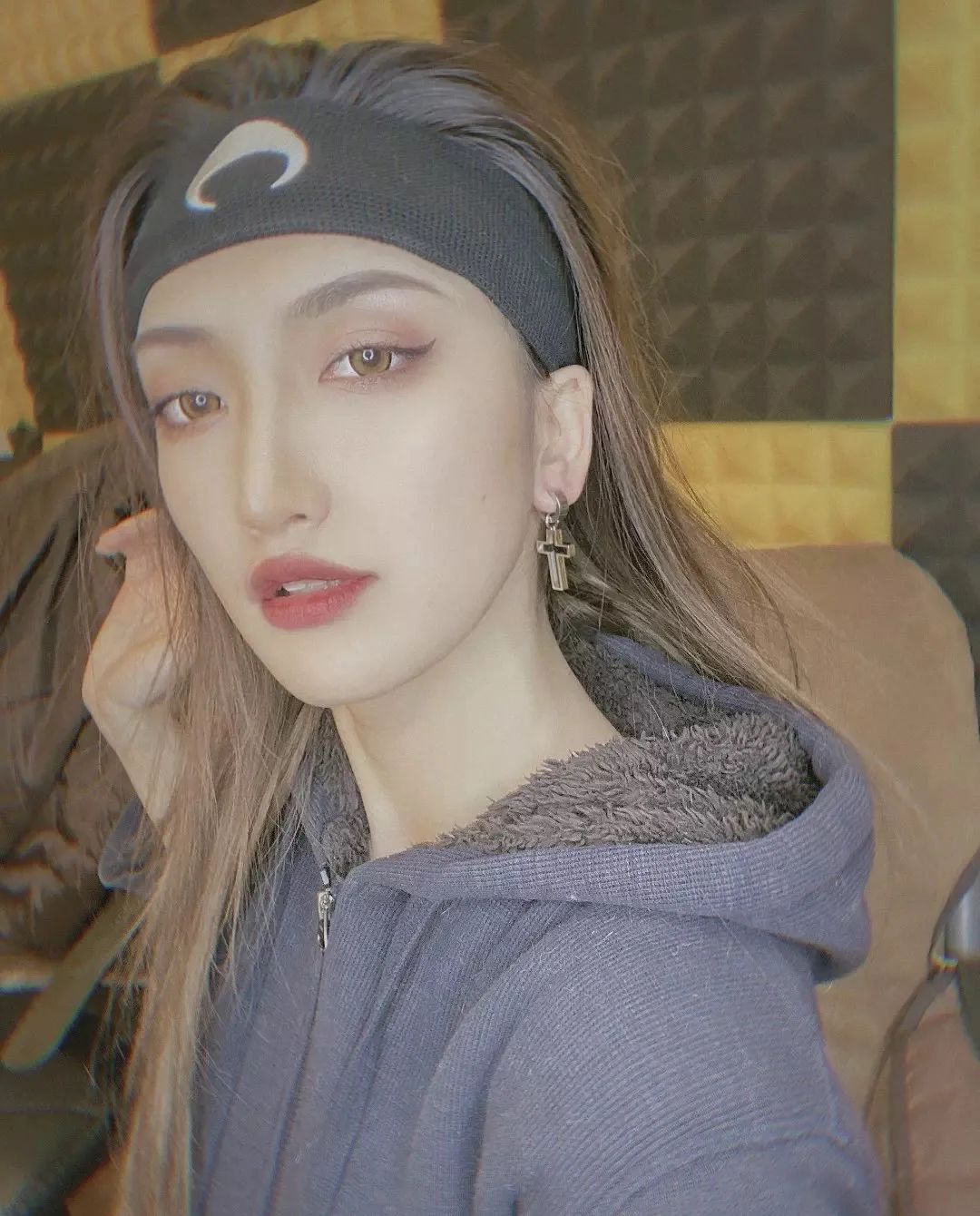 继舞台忘词张靓颖触发隐藏赛制淘汰实力女rapper网友她到底懂不懂说唱