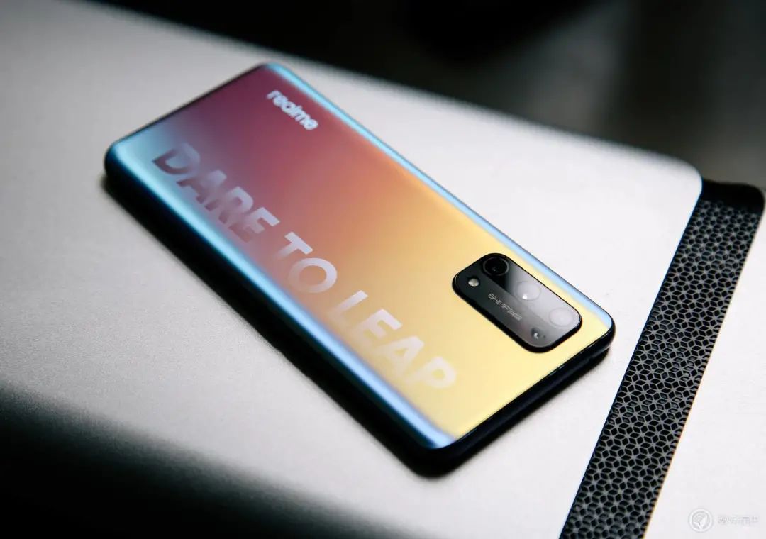 开箱|realme x7 pro 开箱体验:设计越级,配置满满|越级|磨砂|背壳