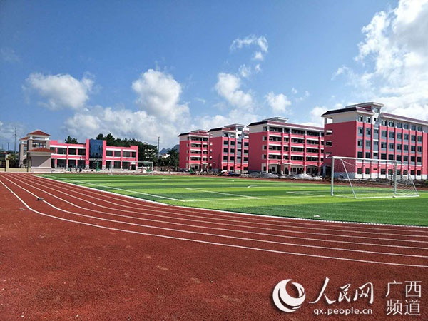 都安新建4所城乡小学校竣工投入使用