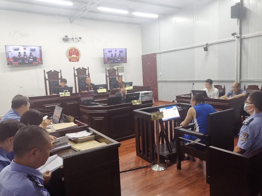 8月31日,河南省鄢陵县人民法院对被告人乔某某涉黑一案进行宣判.