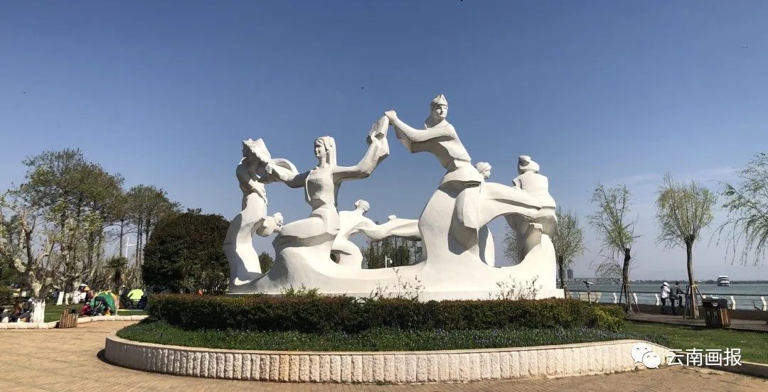 昆明将重建"民族大团结"雕塑