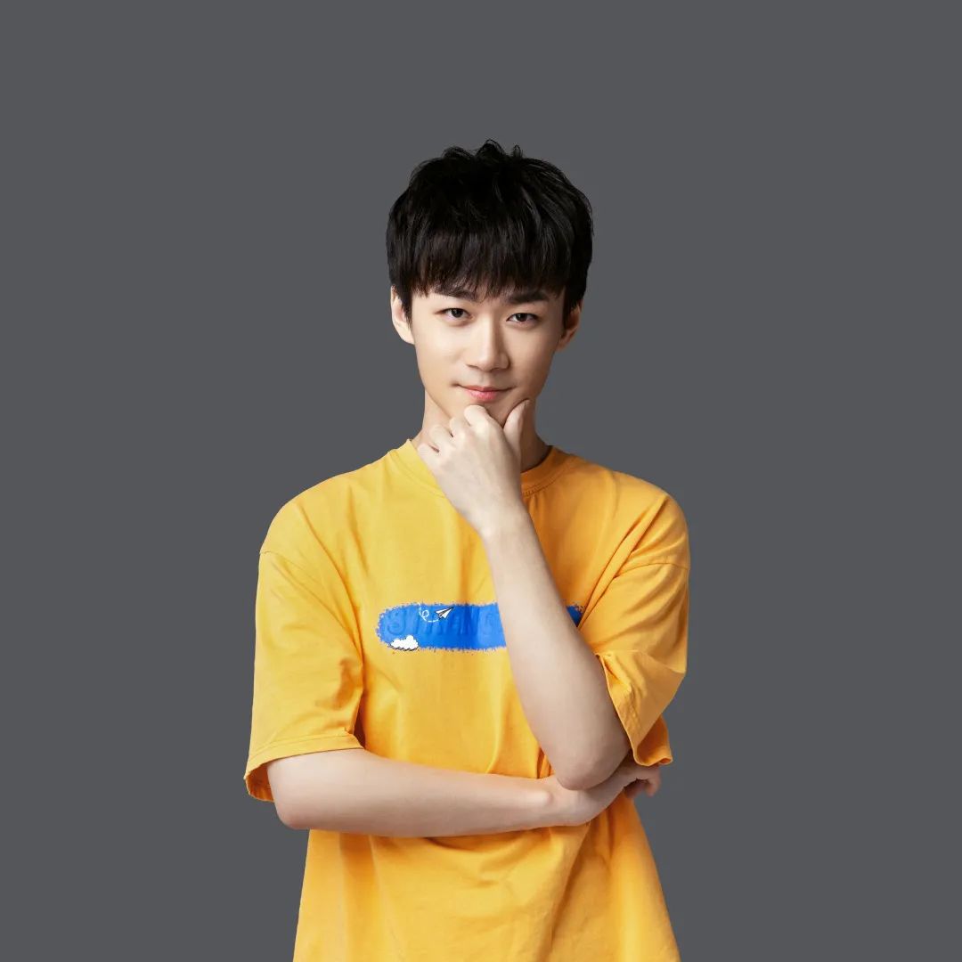 送永久套装不求人晚玉鲨鱼在线答疑独家键位和灵敏度曝光必看