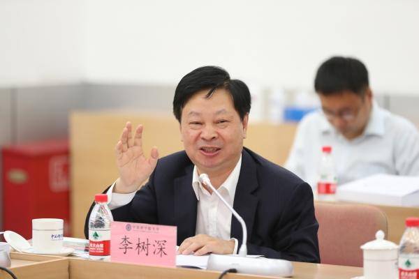 北京市教委副主任张洋,北京大学常务副校长龚旗煌,清华大学副校长