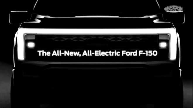 贯穿式灯带设计 福特F-150纯电版预告图发布