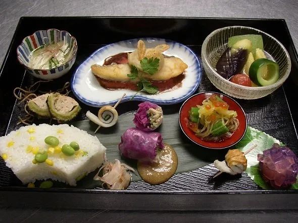 日本这家眼科医院为何把病患餐做得 豪华堪比高级日料店 眼科 日本 新浪新闻