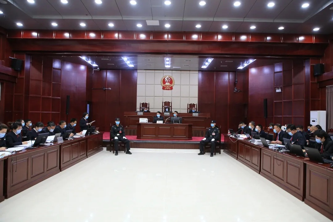 公诉机关指控:自2000年以来,在包头市范围内逐渐形成了以夏景魁为首的