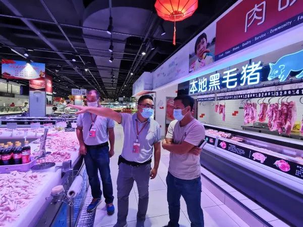 市场价格督查到蒙自市金方等超市开展州商务局市场运行科