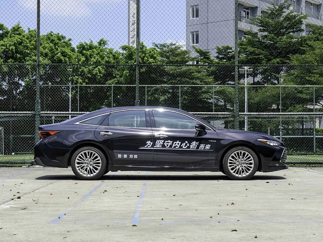 第一次买车哪个好 选思域还是CX-4？