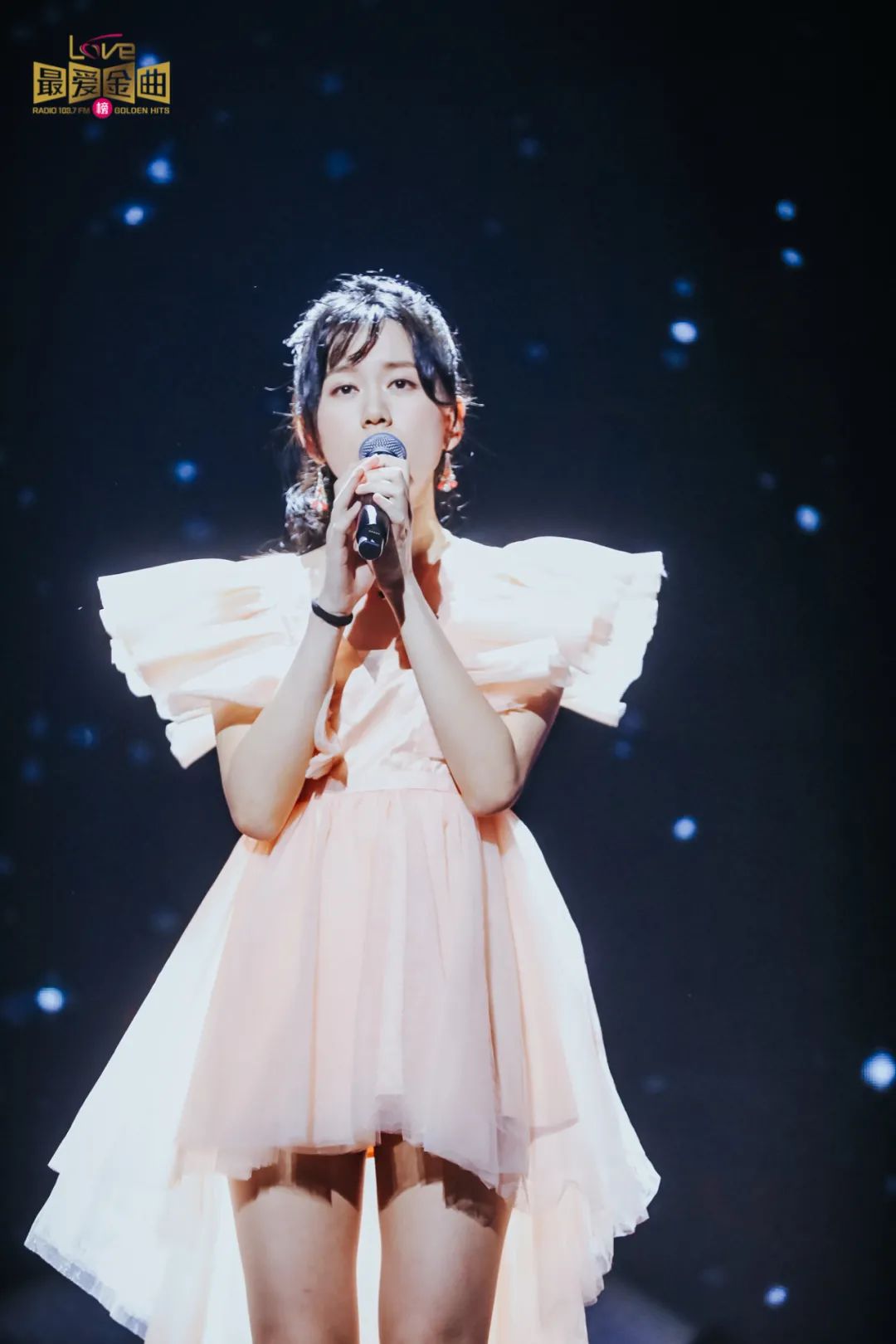 盛典现场,love radio主持人卢卡斯,candy,晓玮,杭麟凤,天一带领多位