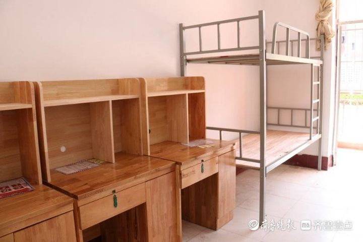 玩直播绘地图曲阜师范大学日照校区贴心服务迎新生