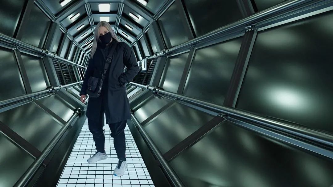 壁纸| 这个机能酷妹有趣的球鞋搭配选择