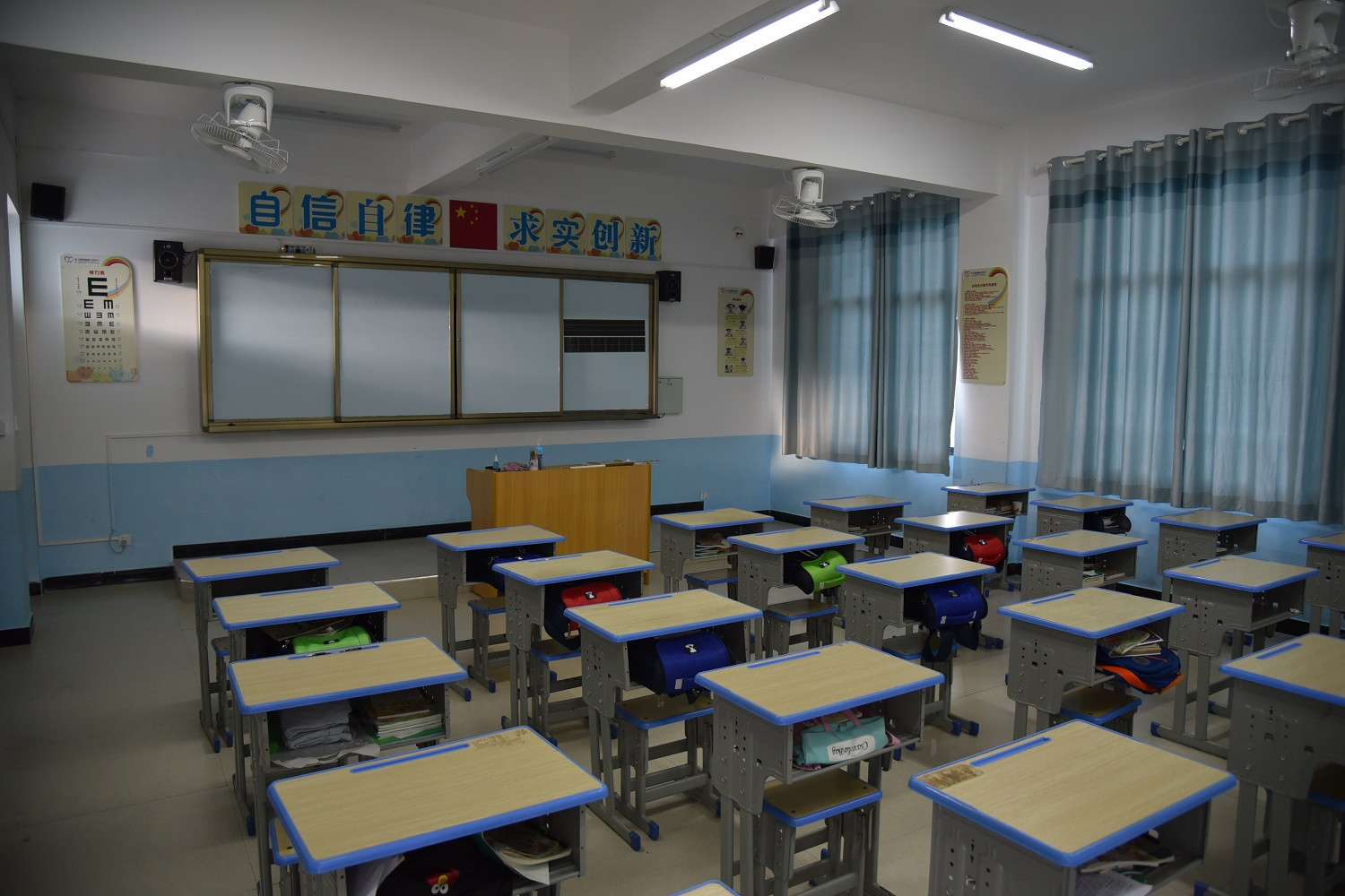 教育扶贫让月亮山区的孩子绽放"笑脸"