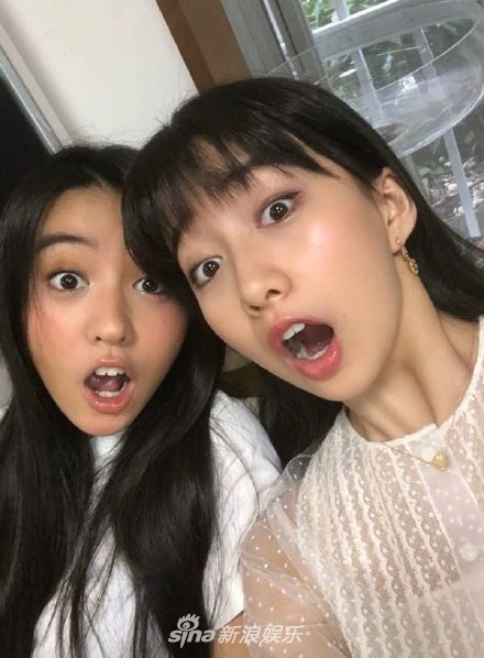 木村光希晒两姐妹搞怪自拍02满脸胶原蛋白令人羡慕