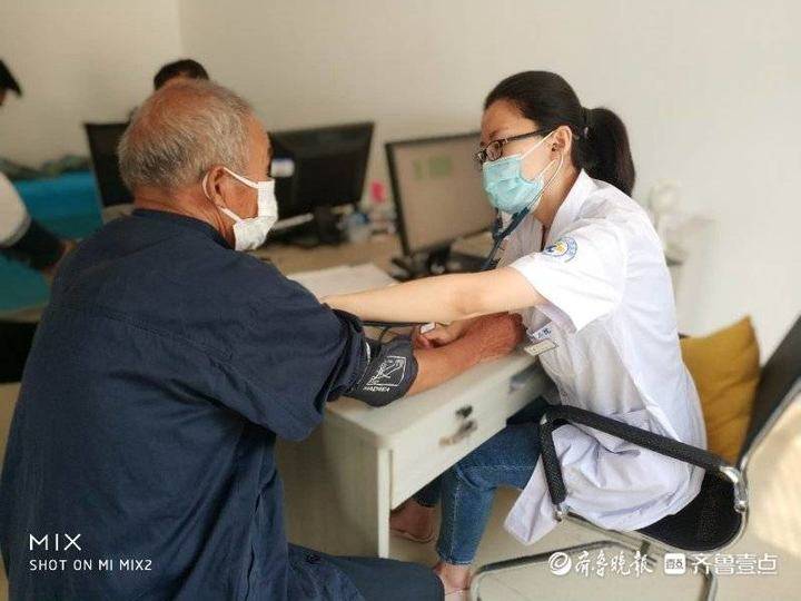 关爱计生特殊家庭 健康体检温暖人心