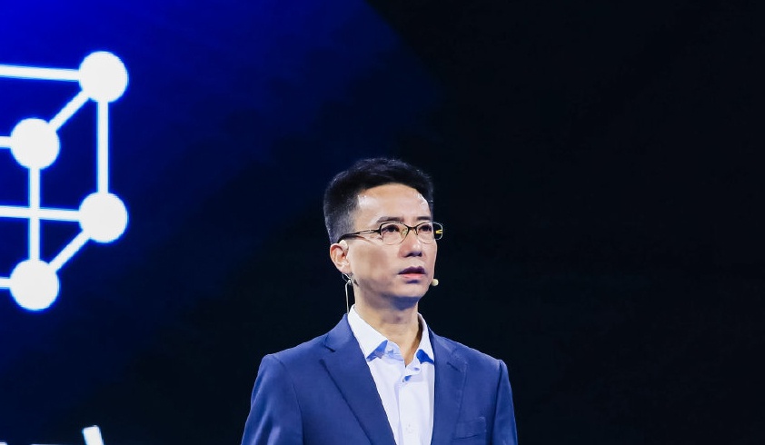 蚂蚁集团CEO：金融科技让小微企业不用求人也可以获得贷款