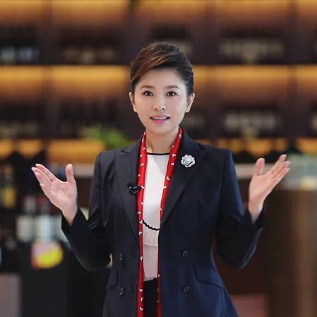 抓住机遇 创新特色#为企业打造国际化发展平台首席主持人小翟新区的