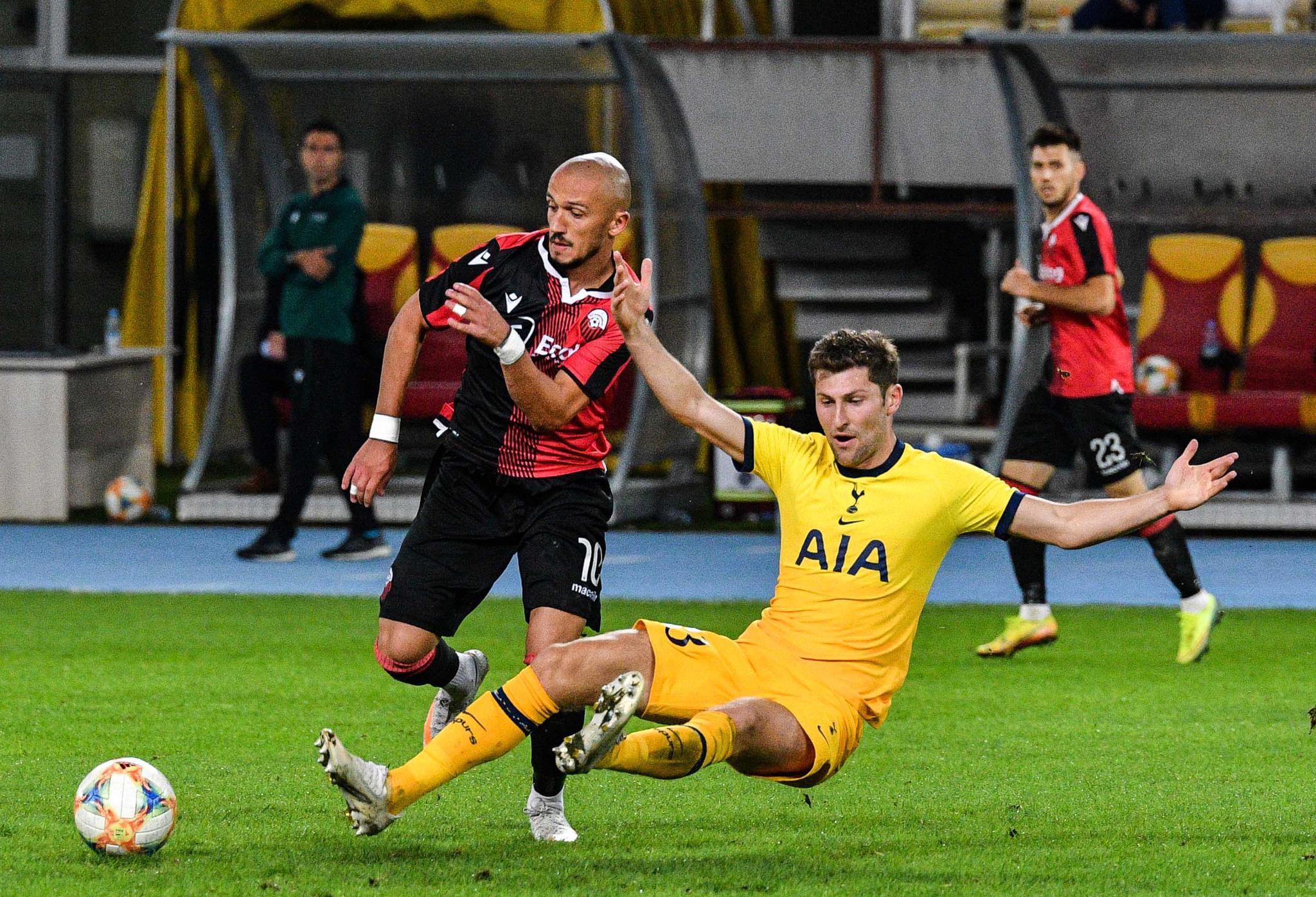 欧罗巴联赛资格赛热刺胜斯肯迪亚