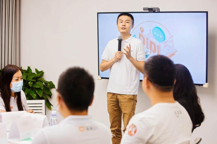 滴滴再次举行司机开放日 邀请各地司机代表现场为平台提意见