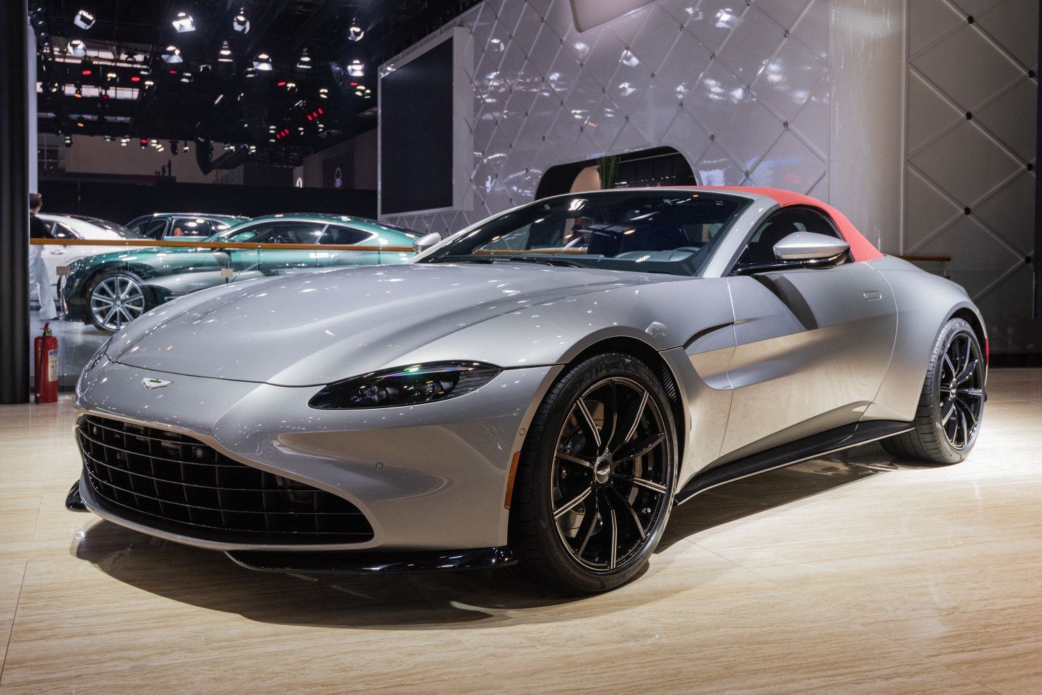 2020北京车展|阿斯顿·马丁旗下软顶敞篷双座跑车全球首秀