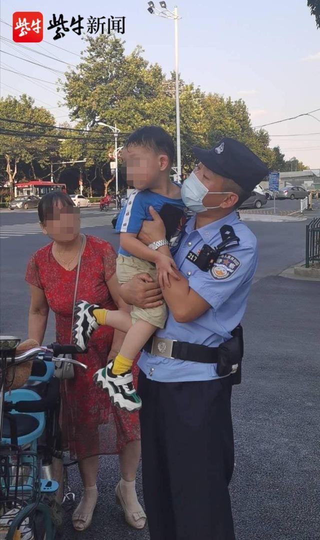 两岁萌娃走失急坏妈妈，警民合力，2小时后终找到