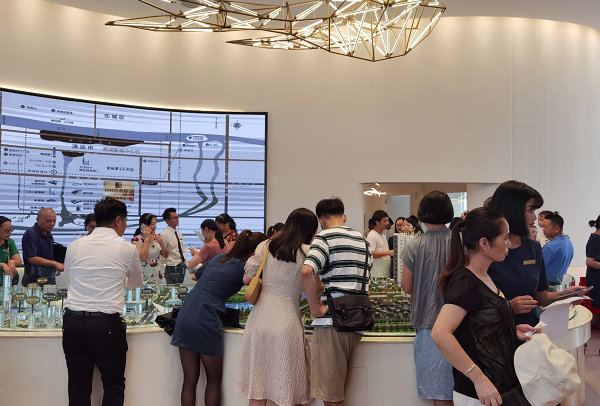 售楼现场.通讯员供图