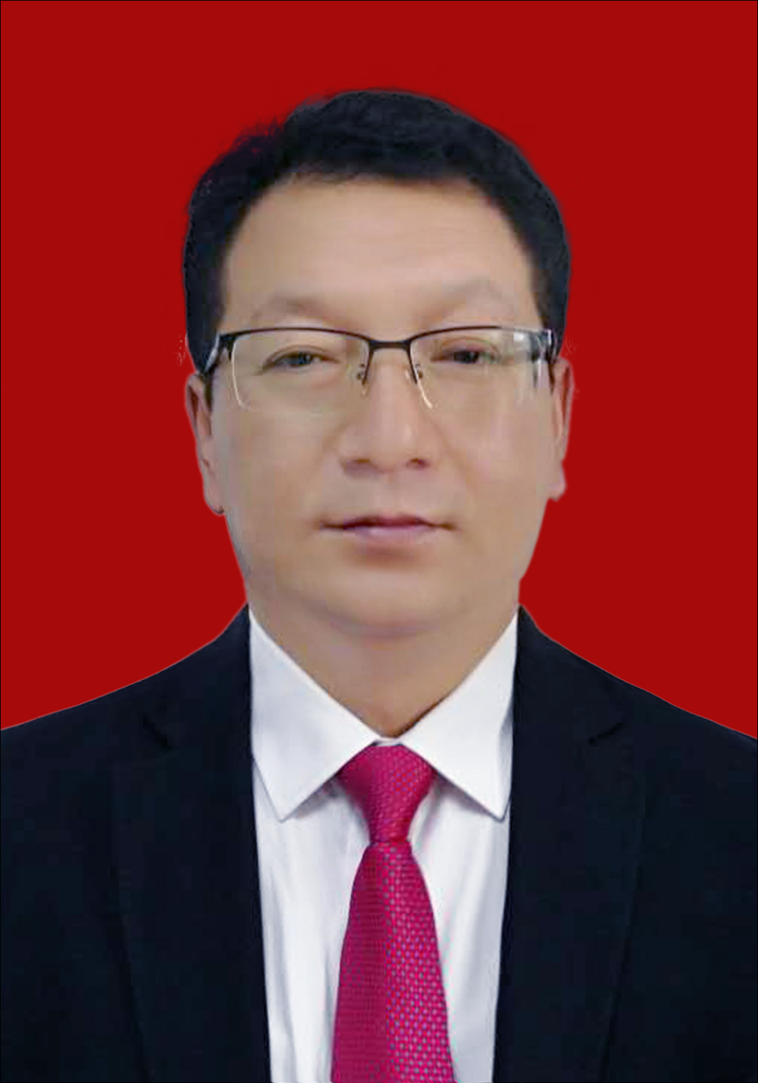 大学学历,理学学士,高级教师,现任兰州市西固区教育局局长,党组书记
