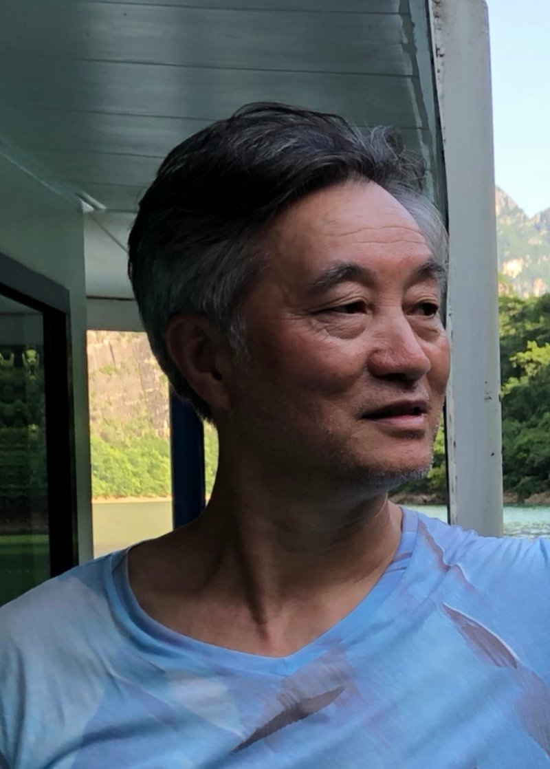 中国新舞蹈艺术泰斗吴晓邦先生关门弟子.