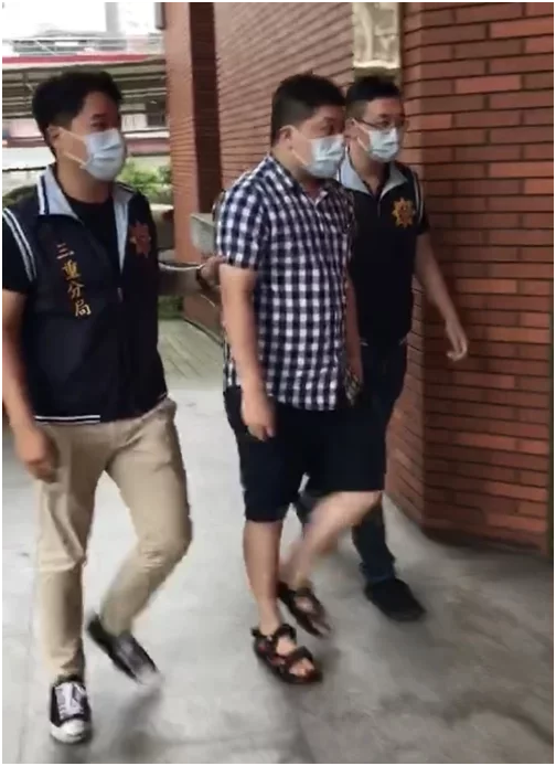 黄姓外子被警方逮捕(图源:台湾《说相符报》)