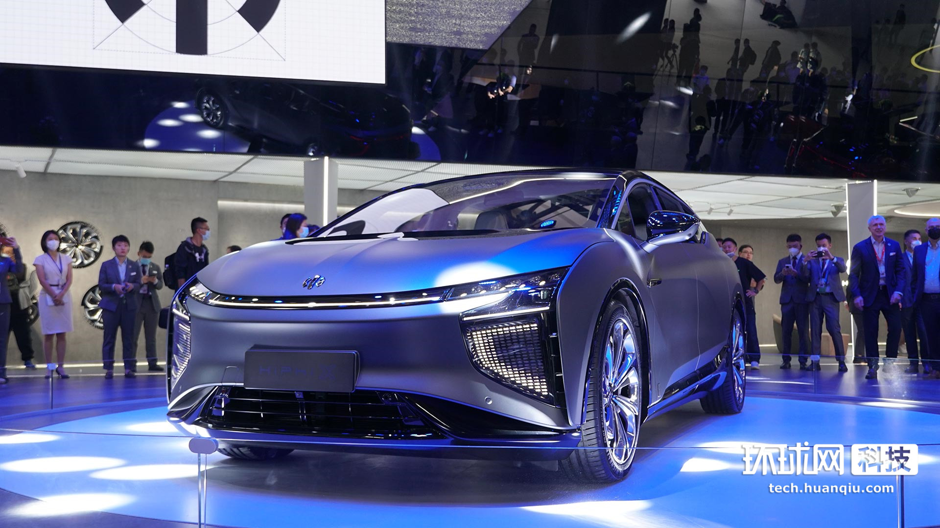 高合hiphi旗下首款量产车hiphix亮相北京车展,开启国际车展首秀