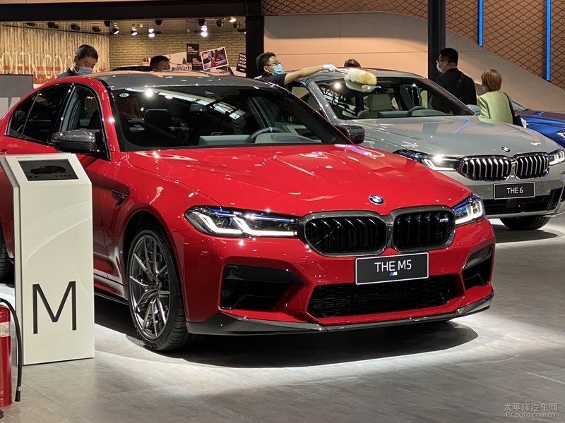 2020北京车展:新款宝马m5雷霆版亮相