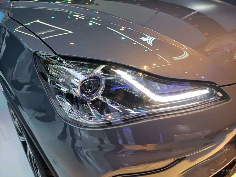 2020北京车展:哪吒v亮相