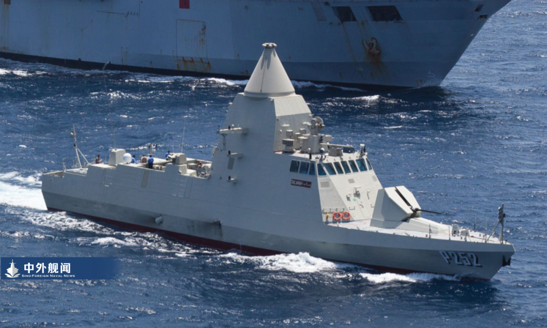 卡塔尔海军首艘新型巡逻舰下水