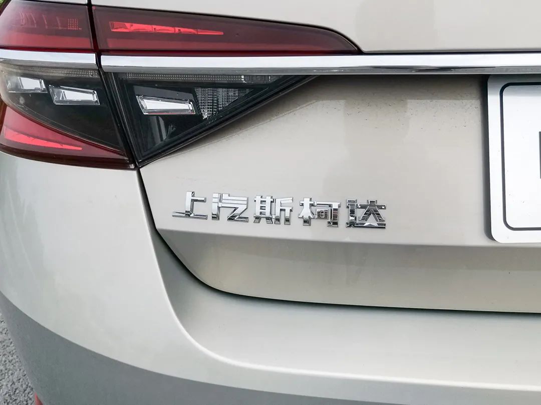 月薪1万想买十代雅阁 请问能入手吗？