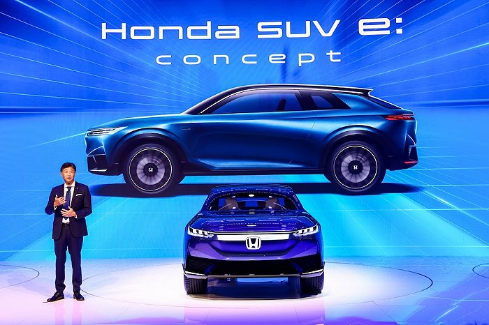 Honda Debuts Two '0 Series' EV Concepts Aimed at 2026 Production - CNET
