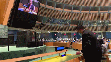 ▲ 联合国大会上，印度代表突然起身离席