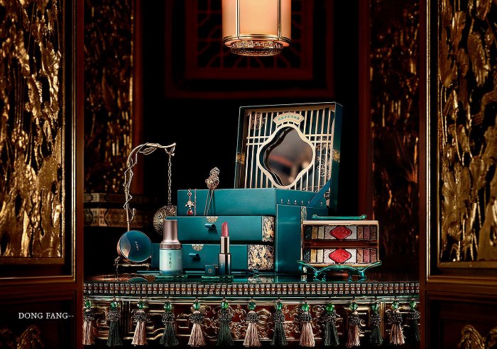 花西子国潮系列单品，尽显国风古韵。