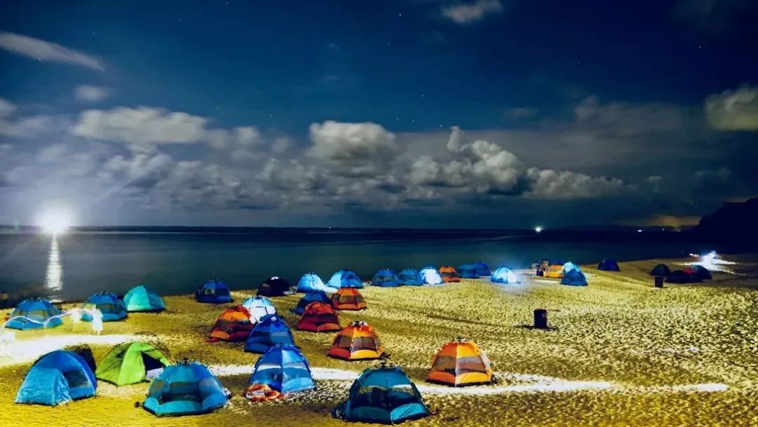一起露营赶海去!
